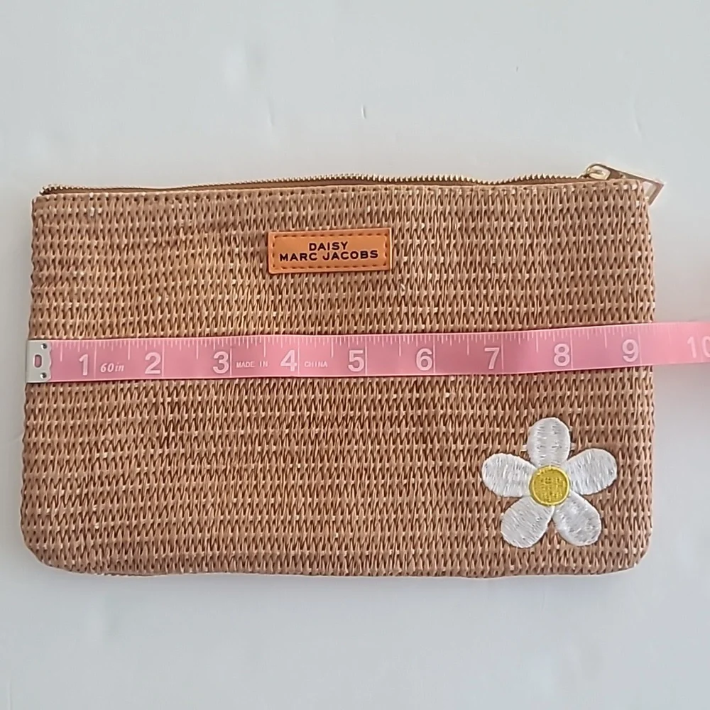 Marc Jacobs Daisy Make up cosmetic pouch bag